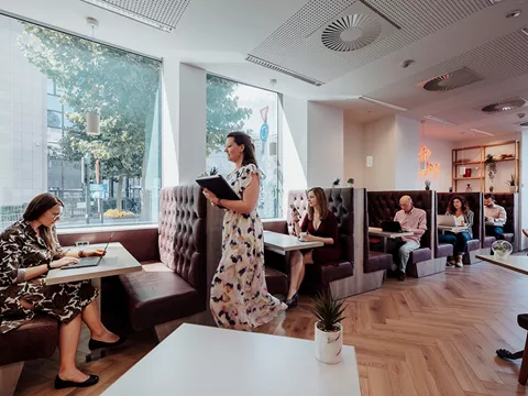 servcorp-schuman-coworking-3.jpg